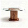 eettafel van glas en hout met een diameter van 100 cm en hoogte van 75 cm